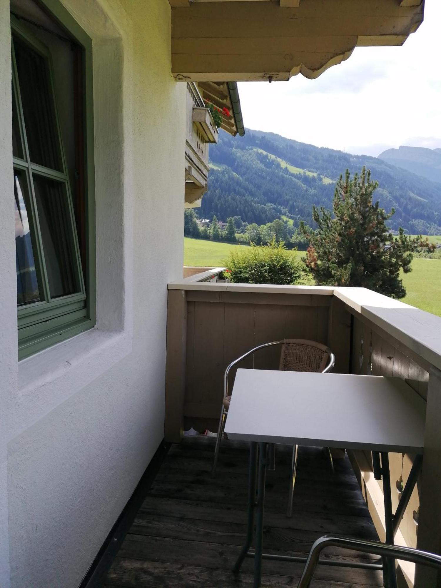 Appartements St. Leonhard Aschau Im Zillertal Pokoj fotografie